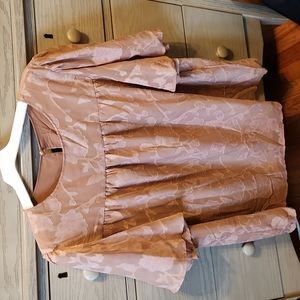 Mauve flowy floral print blouse